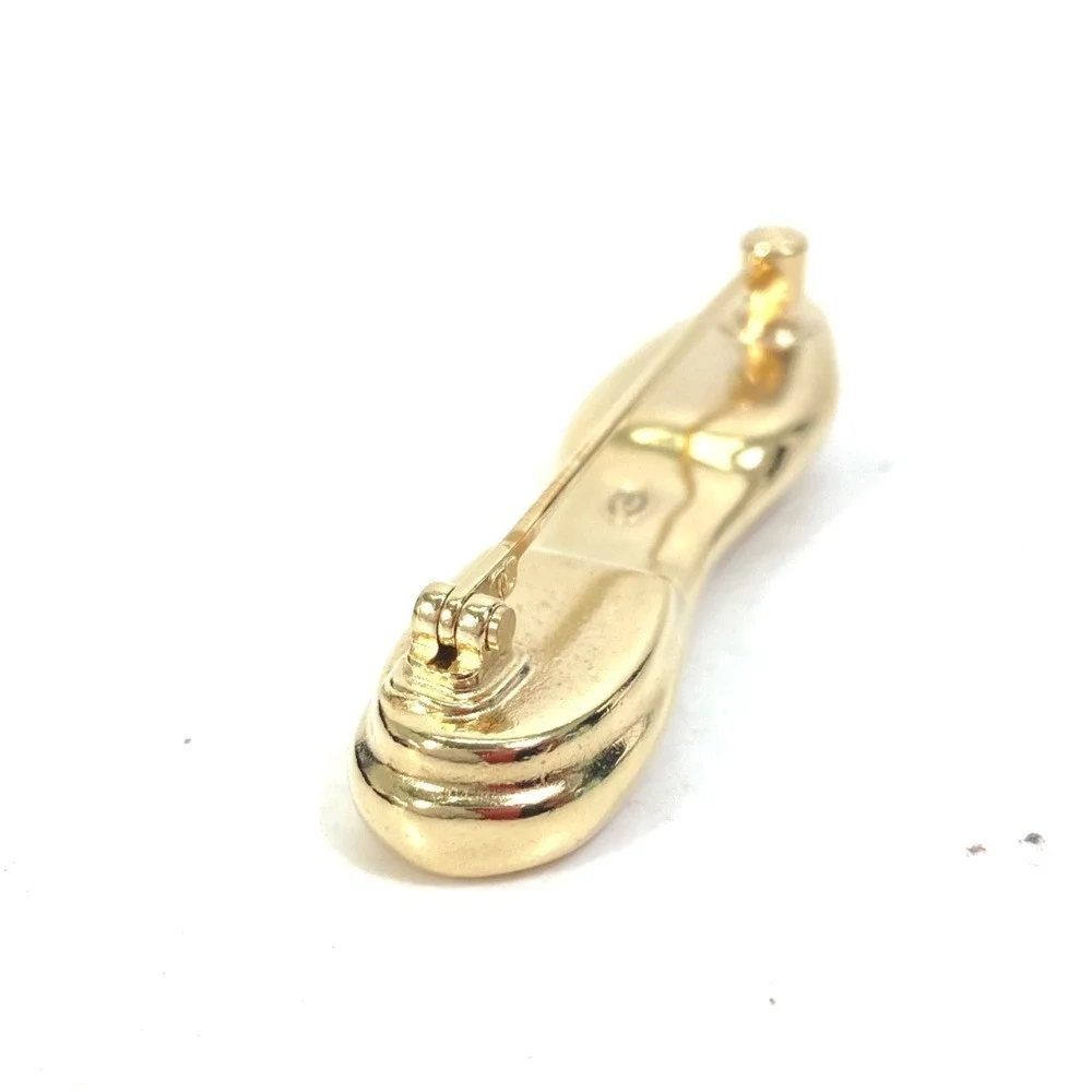 CHANEL Authentic Gold Brooch - Picture 4 of 11